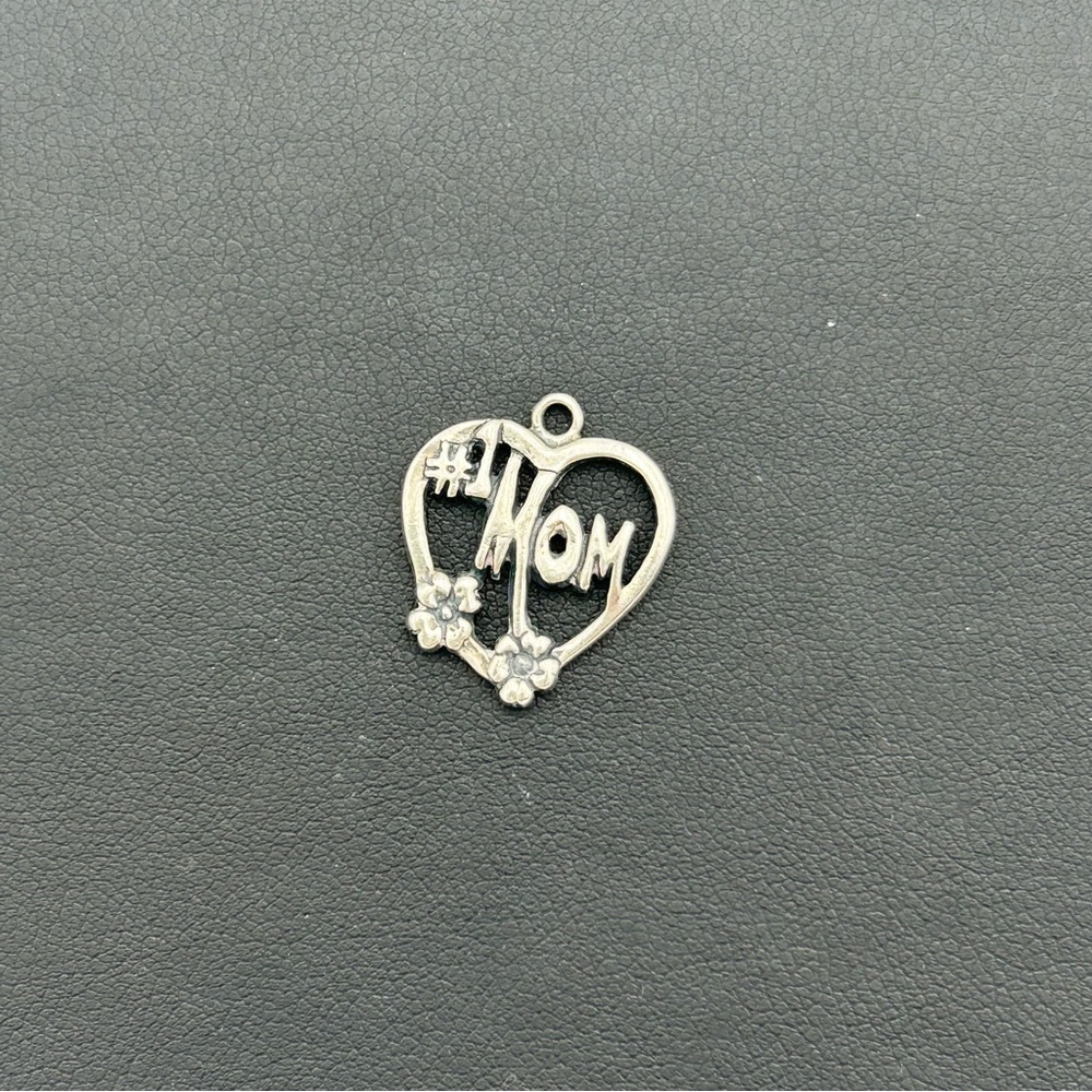 Sterling Silver Heart ‘#1 Mom’ Pendant